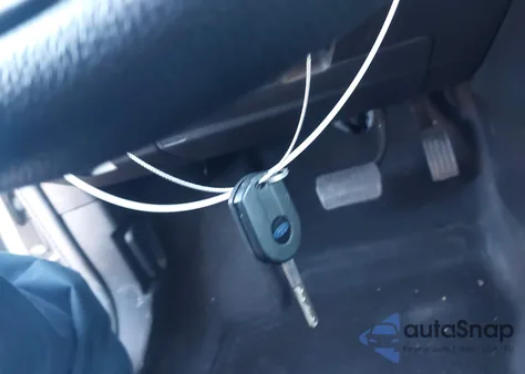 2017 Ford Focus S из США, поврежденный, VIN 1FADP3E2XHL282673